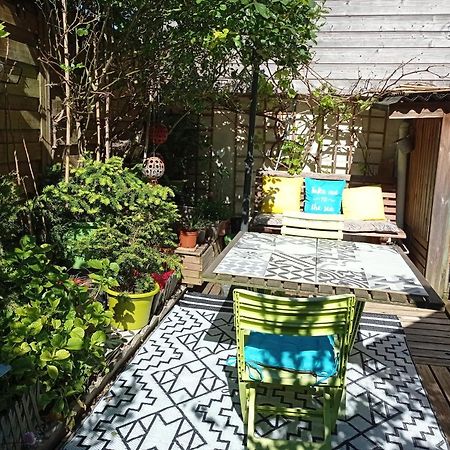 L'Atelier De Jocelyne Apartment Beuzeville Luaran gambar