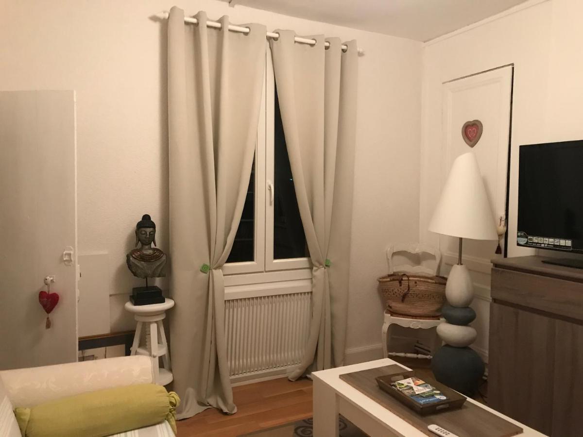 L'Atelier De Jocelyne Apartment Beuzeville Luaran gambar
