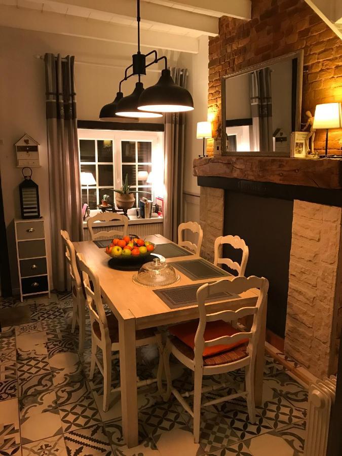 L'Atelier De Jocelyne Apartment Beuzeville Luaran gambar