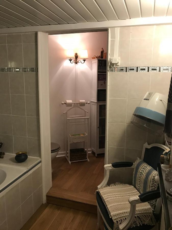 L'Atelier De Jocelyne Apartment Beuzeville Luaran gambar