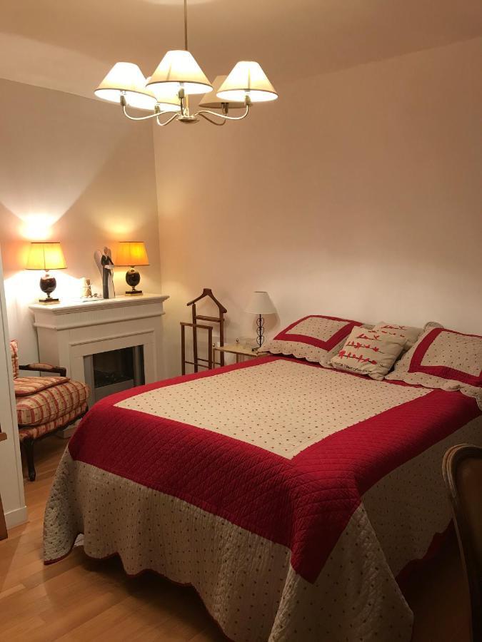 L'Atelier De Jocelyne Apartment Beuzeville Luaran gambar